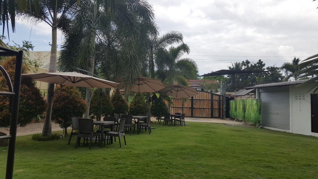 Mactan Breeze - Airport Bed And Breakfast Lapu-Lapu City Zewnętrze zdjęcie